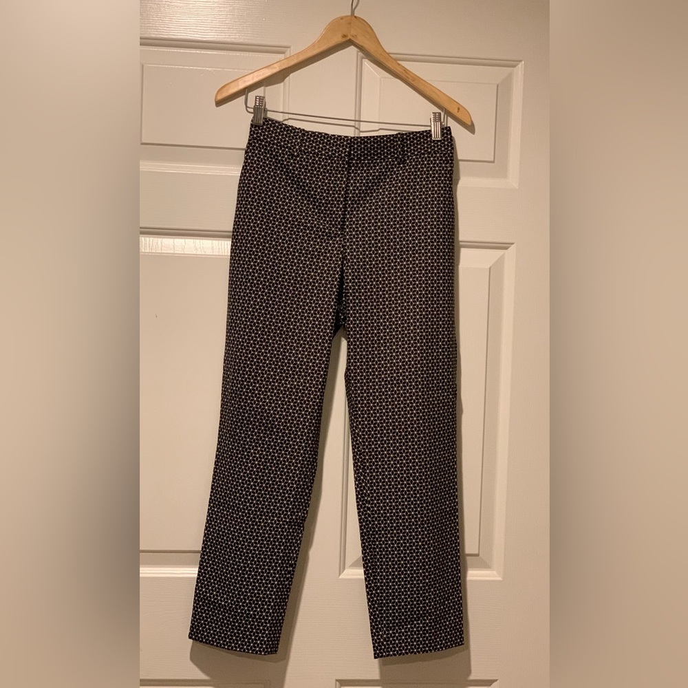 Women’s Theory Treeca fit pant Size 2